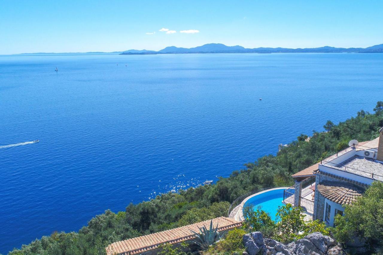 House On The Rocks Villa Katávolos Exterior photo